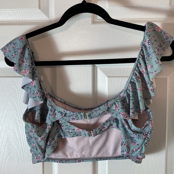 Blu C Ruffle Swim Suit Top Floral Plus Size 1X - Picture 2 of 6